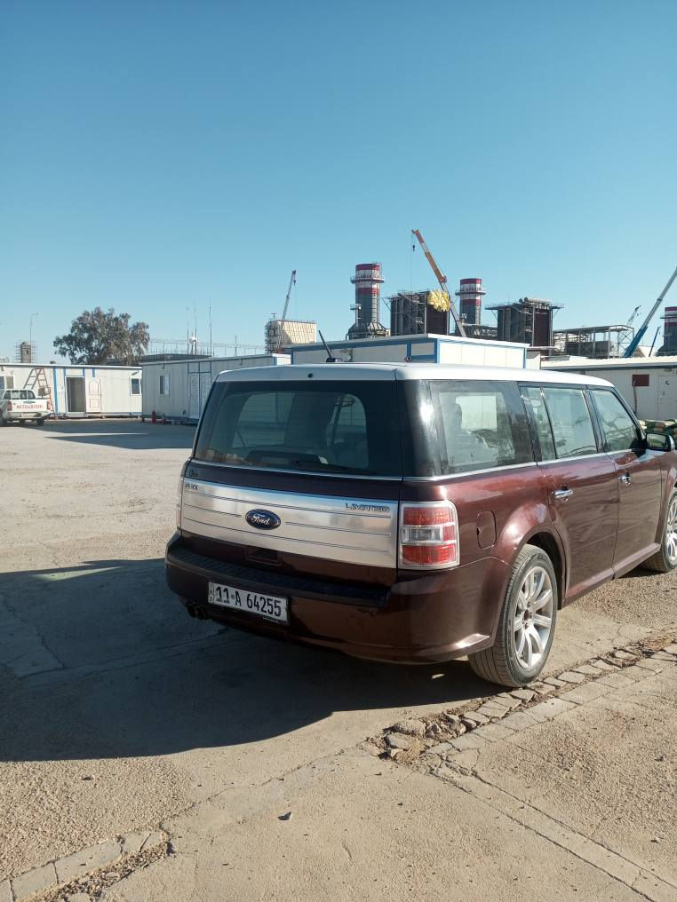 السلام عليكم فورد فليكس 2009 وارد امريكي حادثه باب الصدر كير ومحرك  خير من الله السياره كل نقص مابيها رقم بغداد وباسمي تحويل ثاني يوم 7راكب فتحه سقف كراسي كهرباء تدفىه تبريد سعرها 110وبيها مجال ***********
