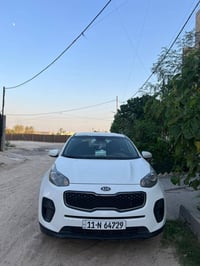 للبيع سبورتج امريكي داخله بدون حادث عطل ميكانيني بل محرك وتم تبديل محر...