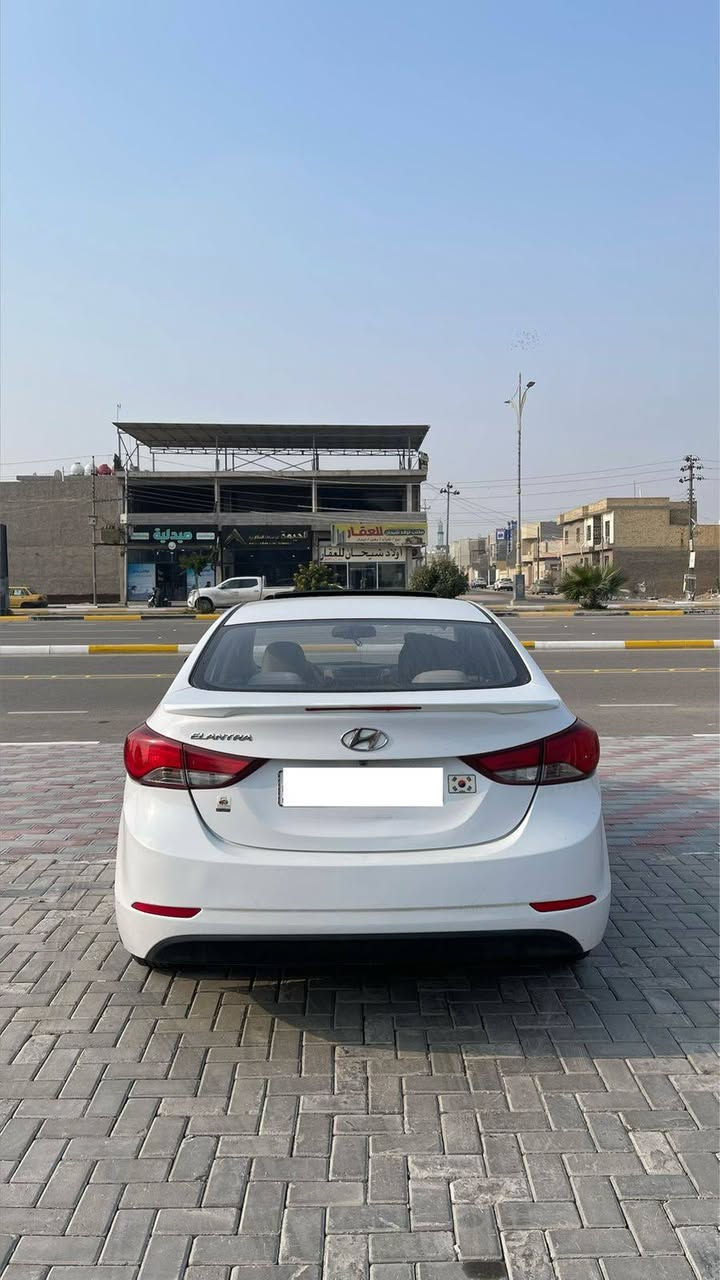 سلام عليكم
النترا 2016 رقم بغداد دولي 
خليجي فول كفاله من صبغ وحادث مكينه دوش بيه بارد بالباب شي بسيط وشوي بجنطه
فتحه اشاير بــ مري ومري شفط قطعتين تبريد شاشة
السعر 139 وبيها مجال
مكلف بالنشر ***********
