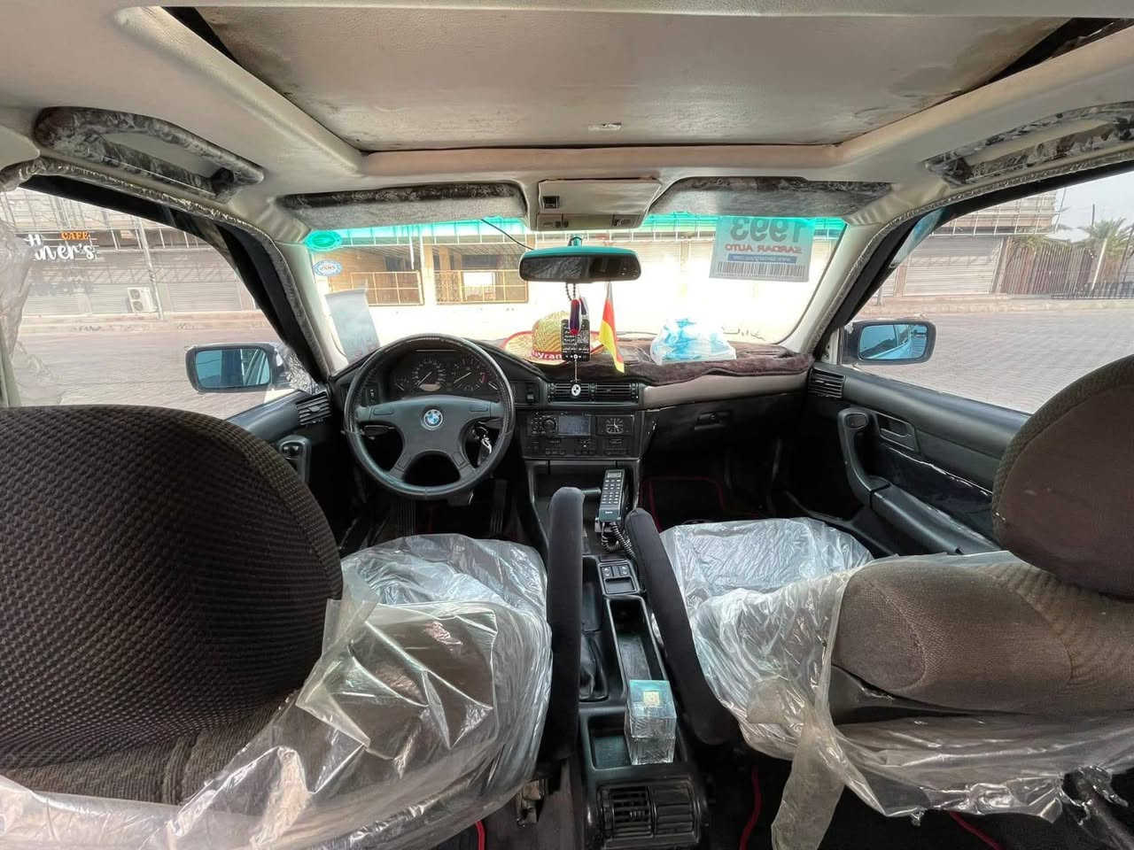 للبيع التفاصيل داخل الصور السعر 65وبيها مجال رقم *********** بغداد جميله
