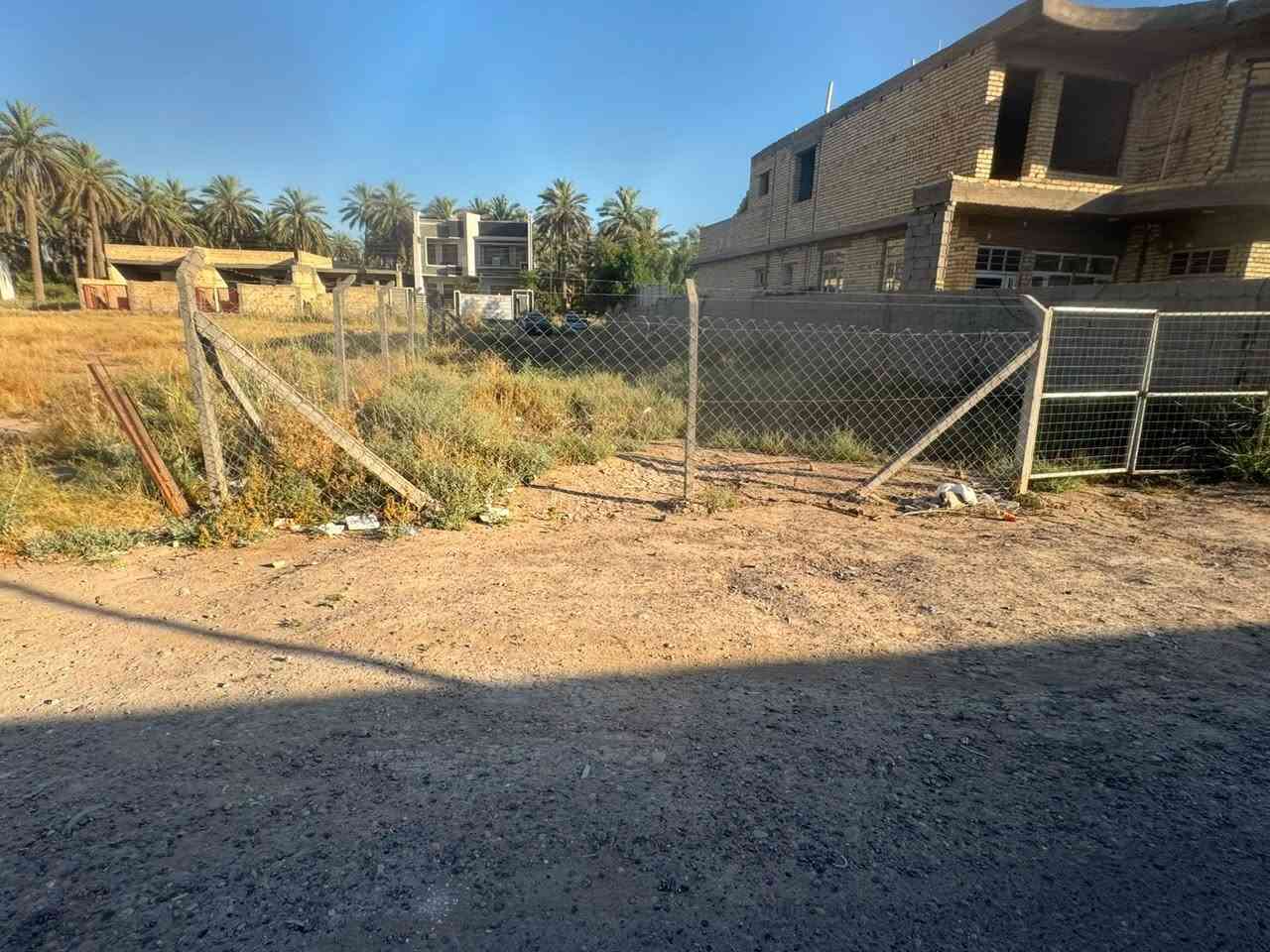 قطعة ارض للبيع المساحة ٢٣٠ متر زراعي سند ٢٥ الواجهية ١١ النزال ٢١ ماء كهرباء جاهزة وبأسم صاحبهه
 الموقع البوعيثة. بعد المجزرة ثاني فرع. شارع جامع تبارك الرحمن 
للأستفسار اكثر ***********
