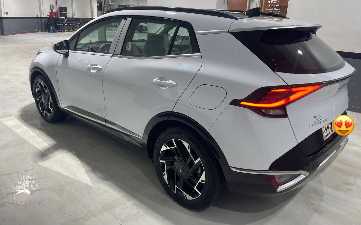 السلام عليكم شباب للبيع سبورتج موديل 2025 ماشية 18 الف وكالة الشركة الدولية العراقية ام الضمان
رقم بغداد (الدولي الجديد)
كت السيارة لماع ( بيانو بلاك)
مكفولة كفاله عامة
بنوراما بصمه تشغيل باب خلفي كهرباء 
كراسي كهرباء كراسي هيتر استيرن هيتر
مكينه 2000 دوش هاند بريك بصمه
شاحن واير ليس شاشه ابل كار بلي 
اريل نفكيتركامره دواره
دشبول ايبادقطعتين تبريد
حساس امامي وخلفي 
لايت زينون + LEDكشافات زينون
بكلايت LEDويل كب 19شفتات مقود
مثبت سرعه نظام مانع الانزلاق 
نظام نزول منحدرات نظام الايزو فكس
درايف مود SMART/SPORT/Eco/NORMAL
اشاير بل مري والمري قابله للطي
مخارج USB + مخرج كشن USB
تطعيم الدواخل المنيوم + اسود لماع
سعرها 250 وبيها مجال بسيط  
مكاني بغداد
للاستفسار ***********
