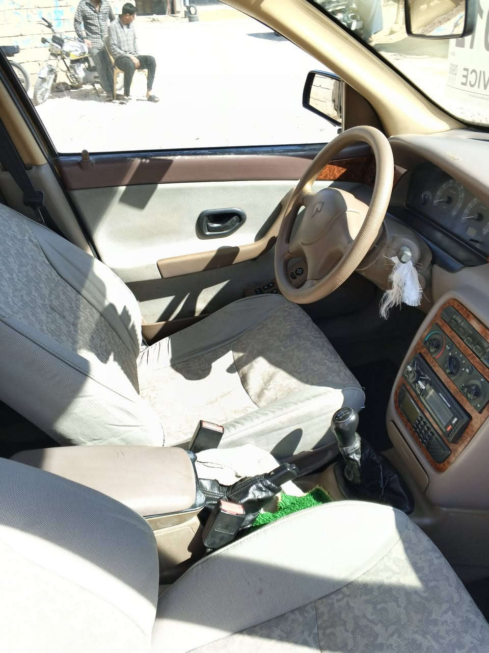 كفاليه عامه من كلشي محرك وكير وكشر كفاليه عامه من صبغ وبارد رقم بغداد بسمي
سنويه 2035 خط وبحث مصفر ما مطلويه ولا ربع  موديل 2012 ماشيه 157 الف السعر 54 وبيه مجال  رقم الهاتف ***********
