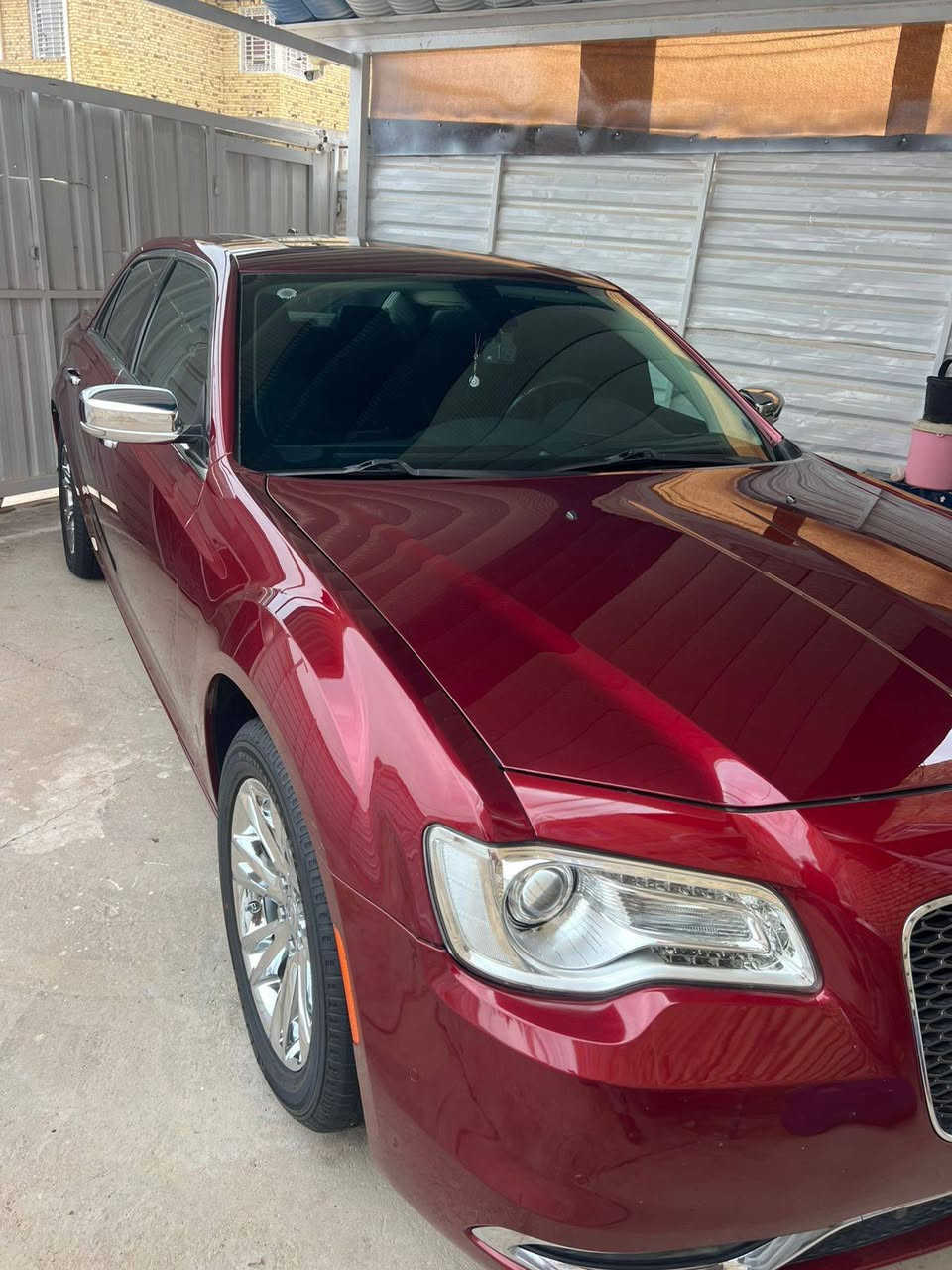 السلام عليكم
سيارة للبيع اوباما 2015 فئة C

كلين ماشية اقل 60 ميل 

فتحة سقف بانوراما 

دواخل جلـد اسود 

سيارة جديد مواصفات كاملة 

تخم تاير جديد ويل مكسيكي 

دخول كتاب ضباط رقم بغداد 

*********** الرقم الاستفسار. 
تحويل مباشـر 🤍.
