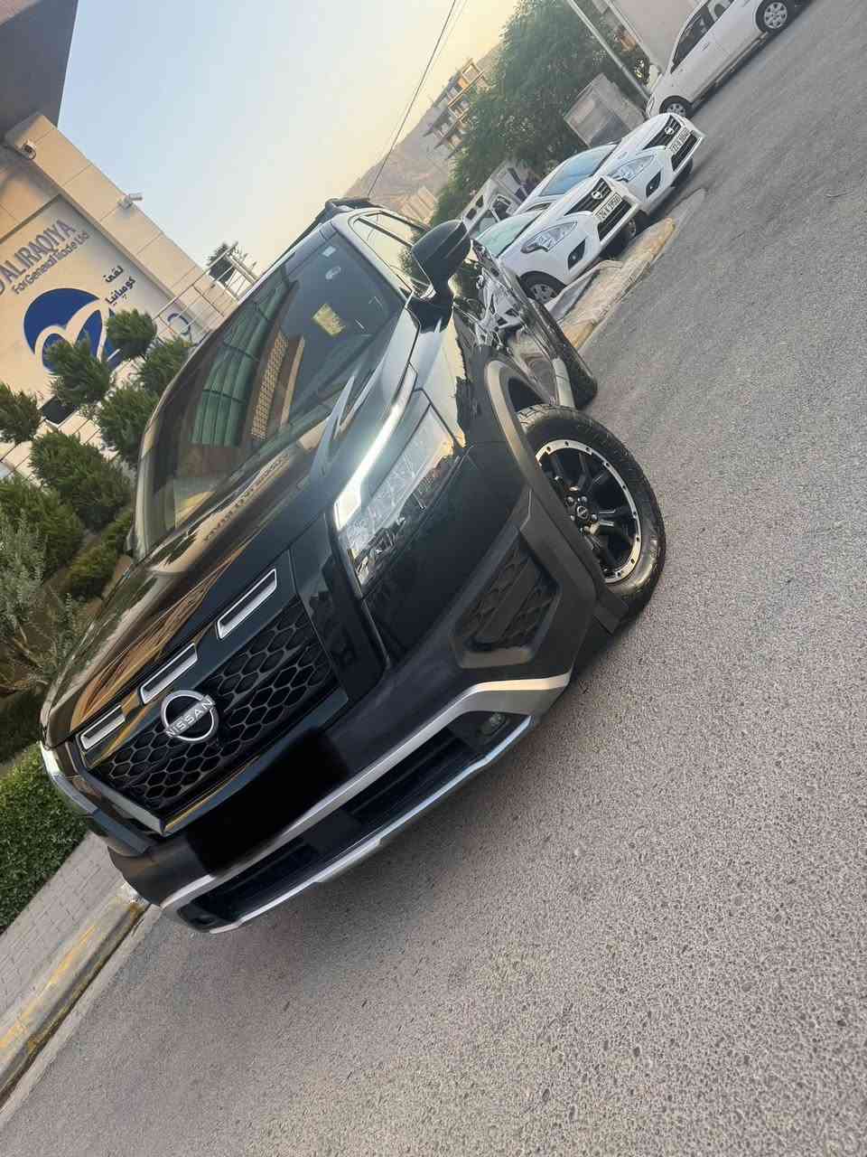 Pathfinder RockCreek 2023 
السياره مفحوصه هزه وجاهزه للترقيم
٤ كامره
دبل اكسل 4x4
كشن وستيرن تدفئه
رادارات وحساسات فتل
Auto Stop
٧ مقعد vip 
تايرات وويل جبلي جدد اصلي
ماشي 24000 
محرك ٦ وكير zf 
بدون ايرباك
مبدل بيها صندوق وحوض بلادي وتعديل شبر جاملغ خلفي نفر 
وبيها من امريكا قطعتين بخ بابين جهة النفر
مفحوصه هزه ومرور
مكانها دهوك
***********
*********** دهوك, العراق
