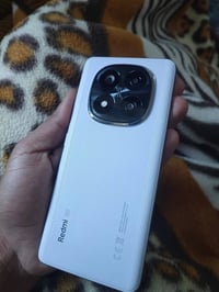 ريدمي نوت ١٤ برو بلص • ٥١٢/١٢ • كاميرا ٢٠٠ ميجا