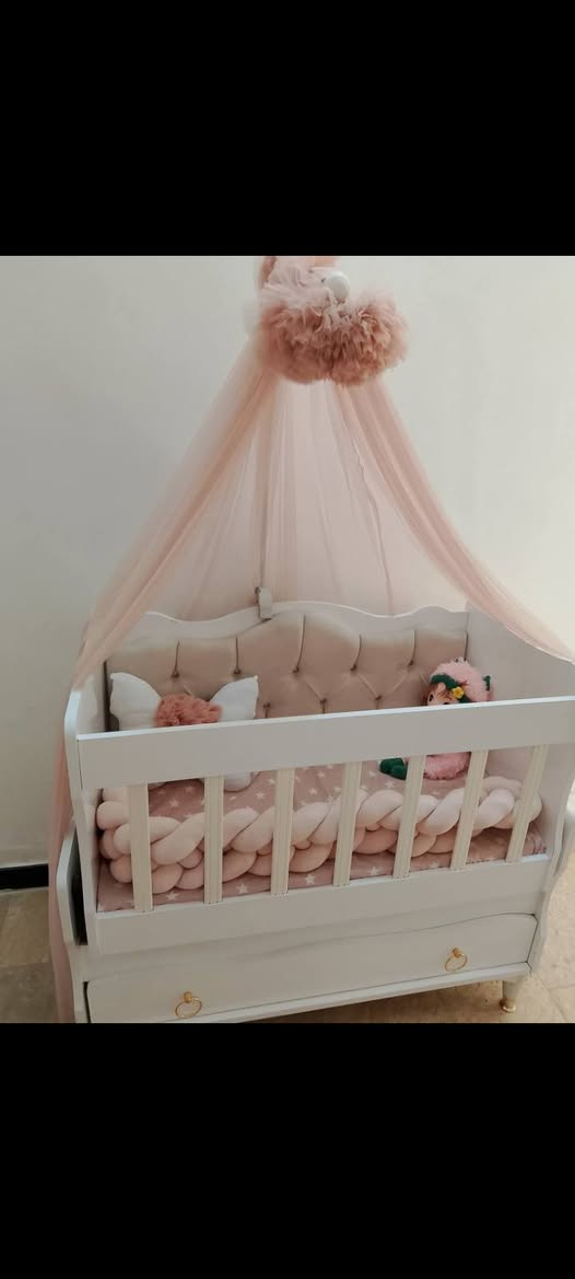 مرحبا جرباية اطفال للبيع جرباية مع ناموسية وستاند ناموسية وكوشة فراشة ومصدة ضفيرة وفراش وجه فراش كلفتني 195 ابيعها بسعر 95 وبيهه مجال


**إذا كنت صاحب هذا الإعلان وتريد حذفه لأي سبب، رجاءا أرسل رسالة إلى الدعم الفني**