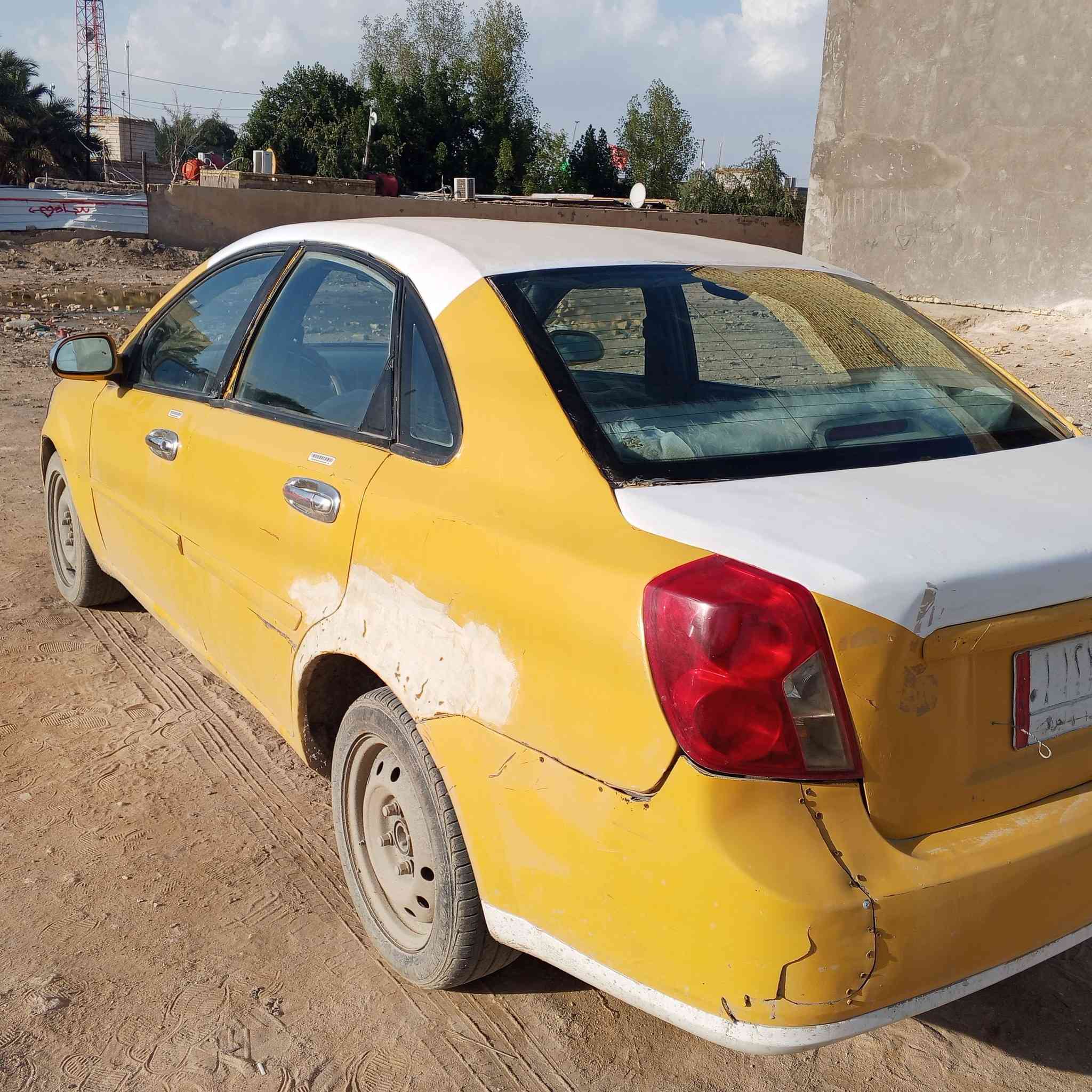 اوبترا 2010 للبيع
سيارة مكلوبة معمرة 
كير و مكينة 1600  شد جديد سعر35 مكان ذي قارسوق شيوخ كرمت بني السعيد ***********
