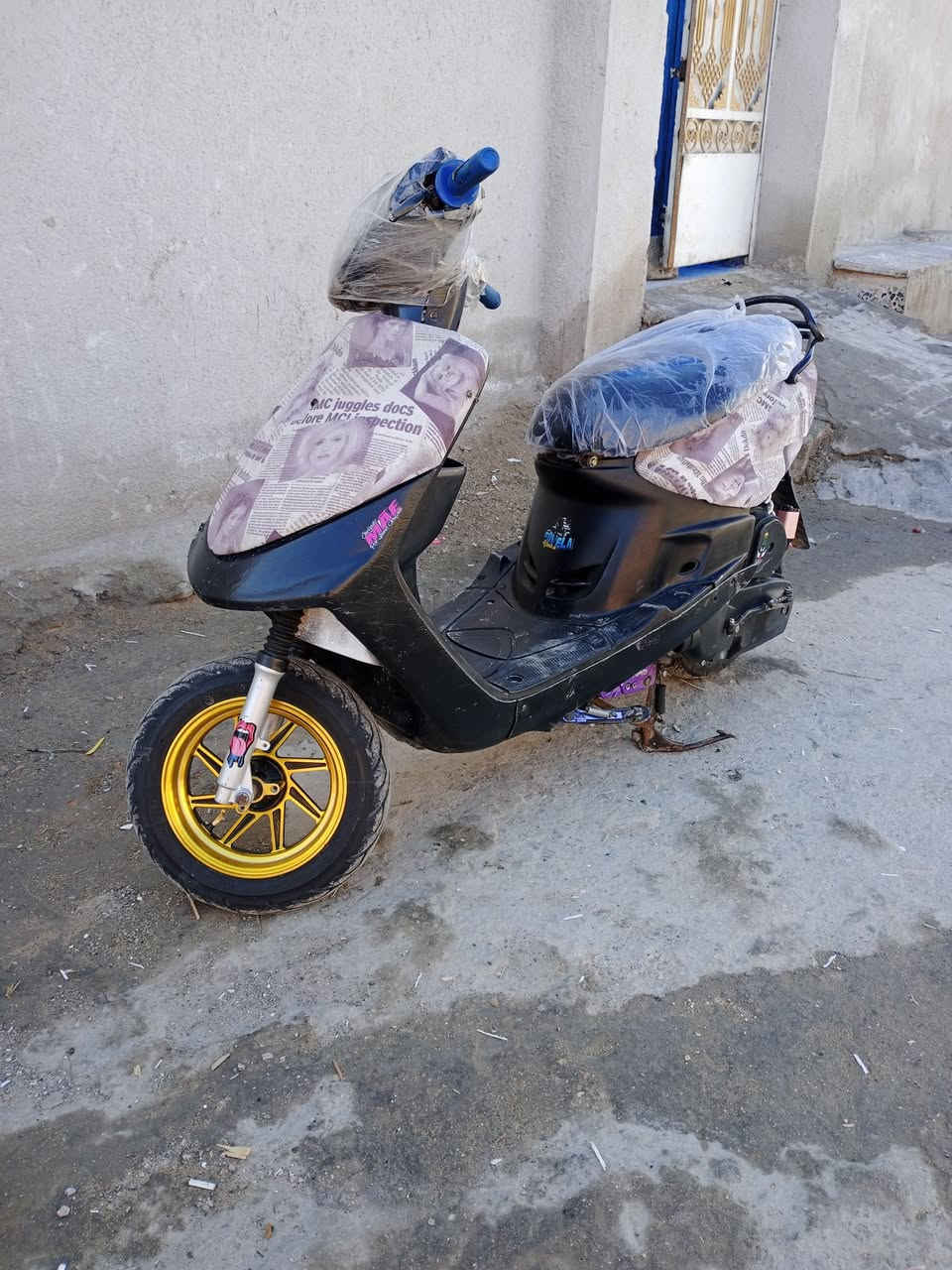 سلام عليكم شباب دراجه ماكس قجمه سلف عطلان دراجه كلشي بيه رياضي دبل وكلجاته ولشيال ولوياله دراجه سعره300وبيه مجال قليل مستعجل عله بعيته


**إذا كنت صاحب هذا الإعلان وتريد حذفه لأي سبب، رجاءا أرسل رسالة إلى الدعم الفني**