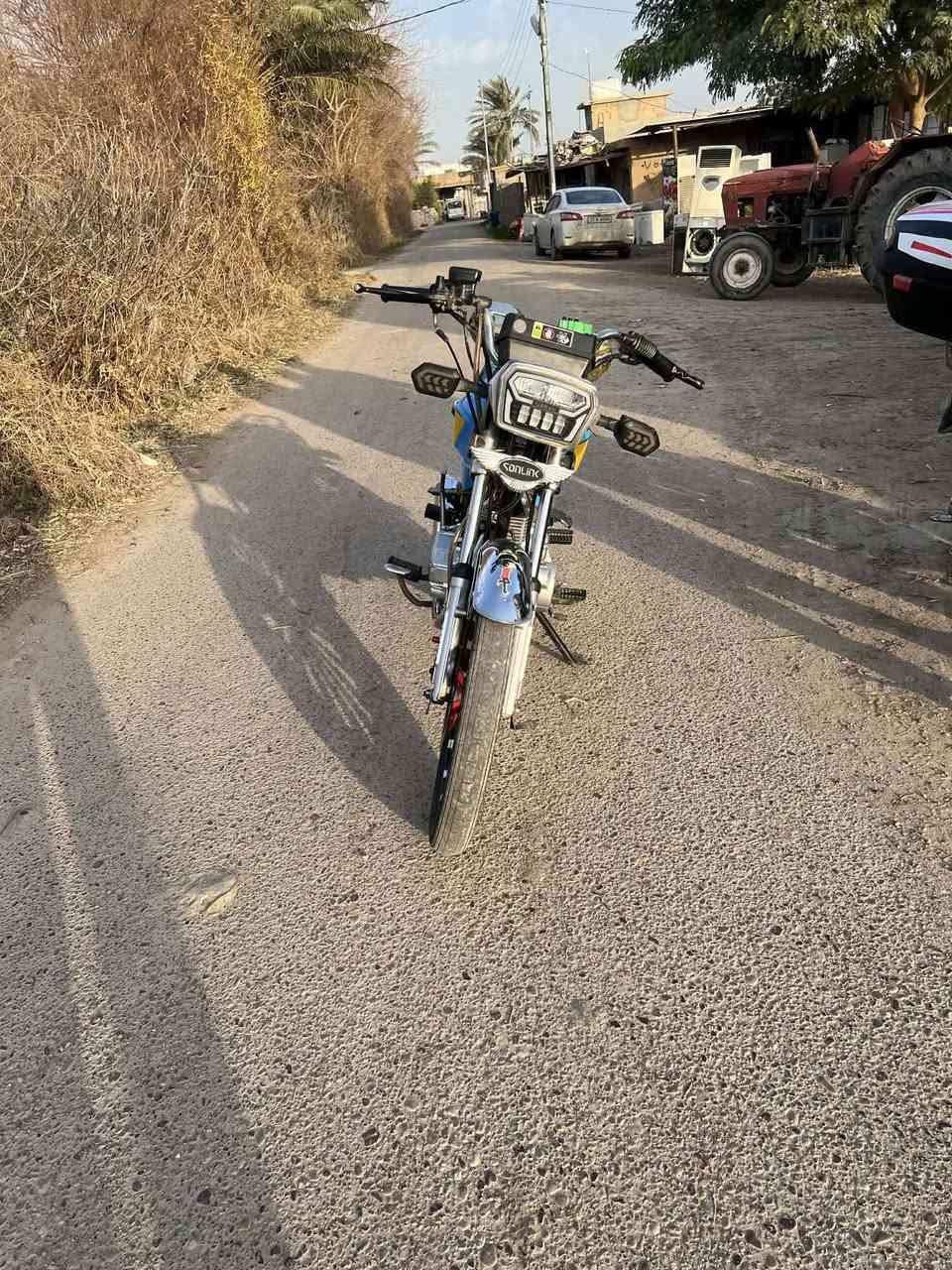 سلام عليكم دراجه سونك ٢٤ الدراجه كامله المكان الصقلاويه الطالعه السعر ٧٥٠وبيها مجال ***********
