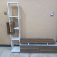 تلفزيون بلازما نوع الجي مع ميز الموضح بل الصورة السعر ٢٠٠ ألف حجم الشا...