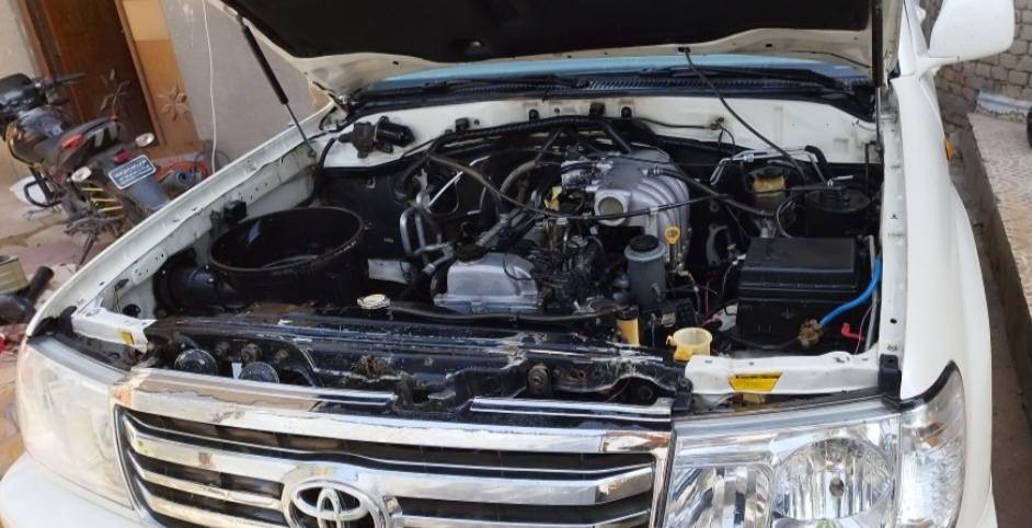 لاندكروزر موديل 2007
GXR  V6

3قطع تبريد +ثلاجه
4ويل

اوتماتيك 

130. $ 

***********

ناصريه
