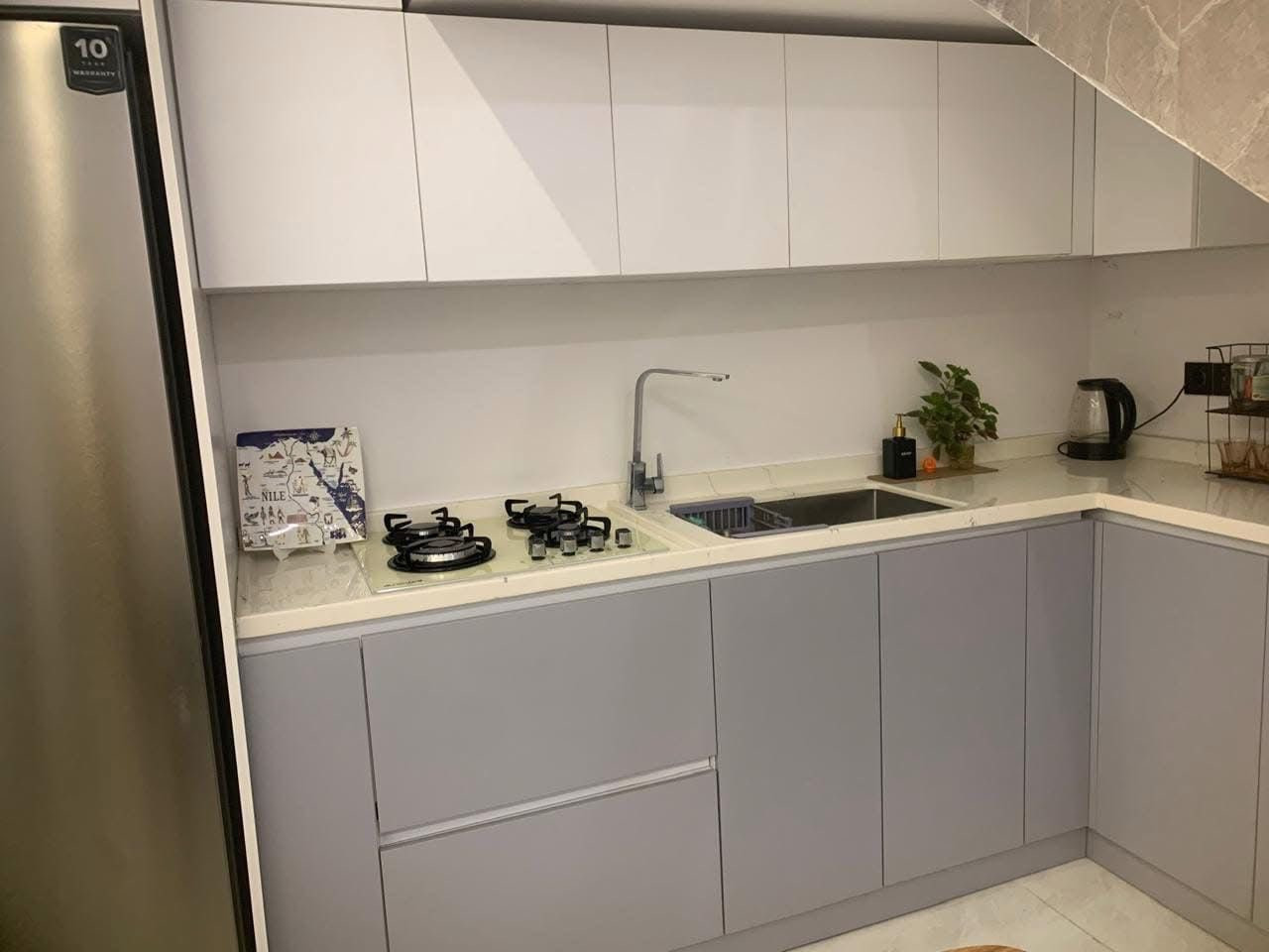 🏠دار بناء حديث
   موقع مميز للبيع
~~~~~~~~~~~
البيت فول فول✔️
نظام دكت سقف مغربي✔️
دبل جام المنيوم✔️
~~~~~~~~~~~
طابو ملك صرف✏️📋
~~~~~~~~~~~
📐المساحه:125
📐الواجهة :-5م
شارع  10م
~~~~~~~~~~~
📍الموقع :حي عدن مقابل جامع تحسين صوراني 

~~~~~~~~~~~
💸السعر :علق تم يوصل السعر
~~~~~~~~~~~
يحتوي الطابق الاول على:-
كراج +مطبخ+استقبال
غرفة +صحيات 
~~~~~~~~~~~
يحتوي الطابق الثاني على:-
هول +صحيات + 
٣غرف نوم
طابق ثالث غرفة نوم بيتونه 
~~~~~~~~~~~
~~~~~~~~~~~
للاستفسار اكثر الاتصال على
***********📱
~~~~~~~~~~~
نستقبل جميع العروض 
🏠السكنيه  🏛️التجاريه
مكتب عدن بدايه سايدين عدن مقابل مجمع جوهره
