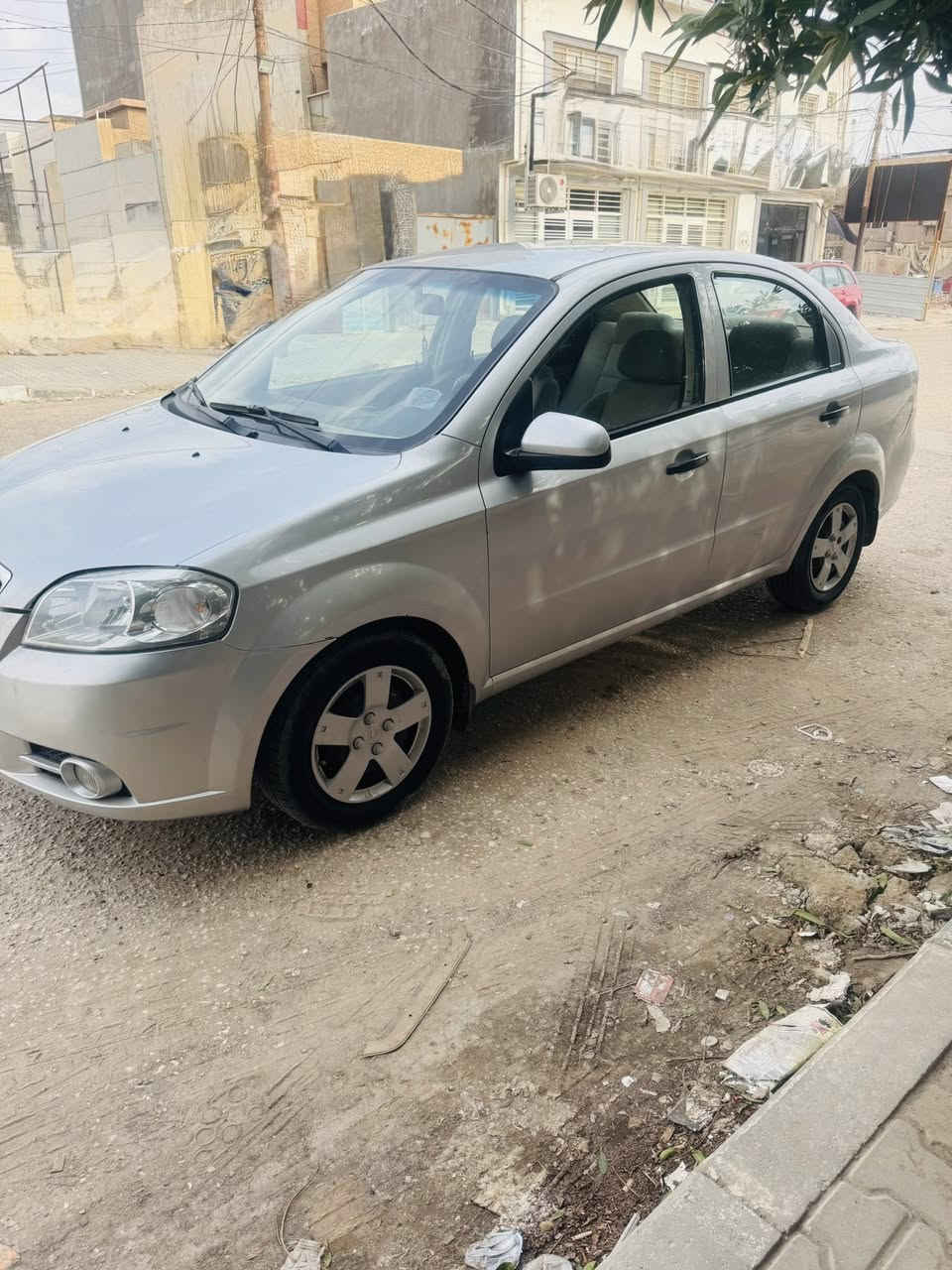 السلام عليكم
للبيع افيو موديل 2015 
محرك 1.600
رقم نجف 
كير اوتوماتيك 
التفاصيل واضحة بالصور 
مكينه كير مكفولات 
تبريد شغال 
السعر 80 وبيها مجال 
العنوان بالنجف 
***********
