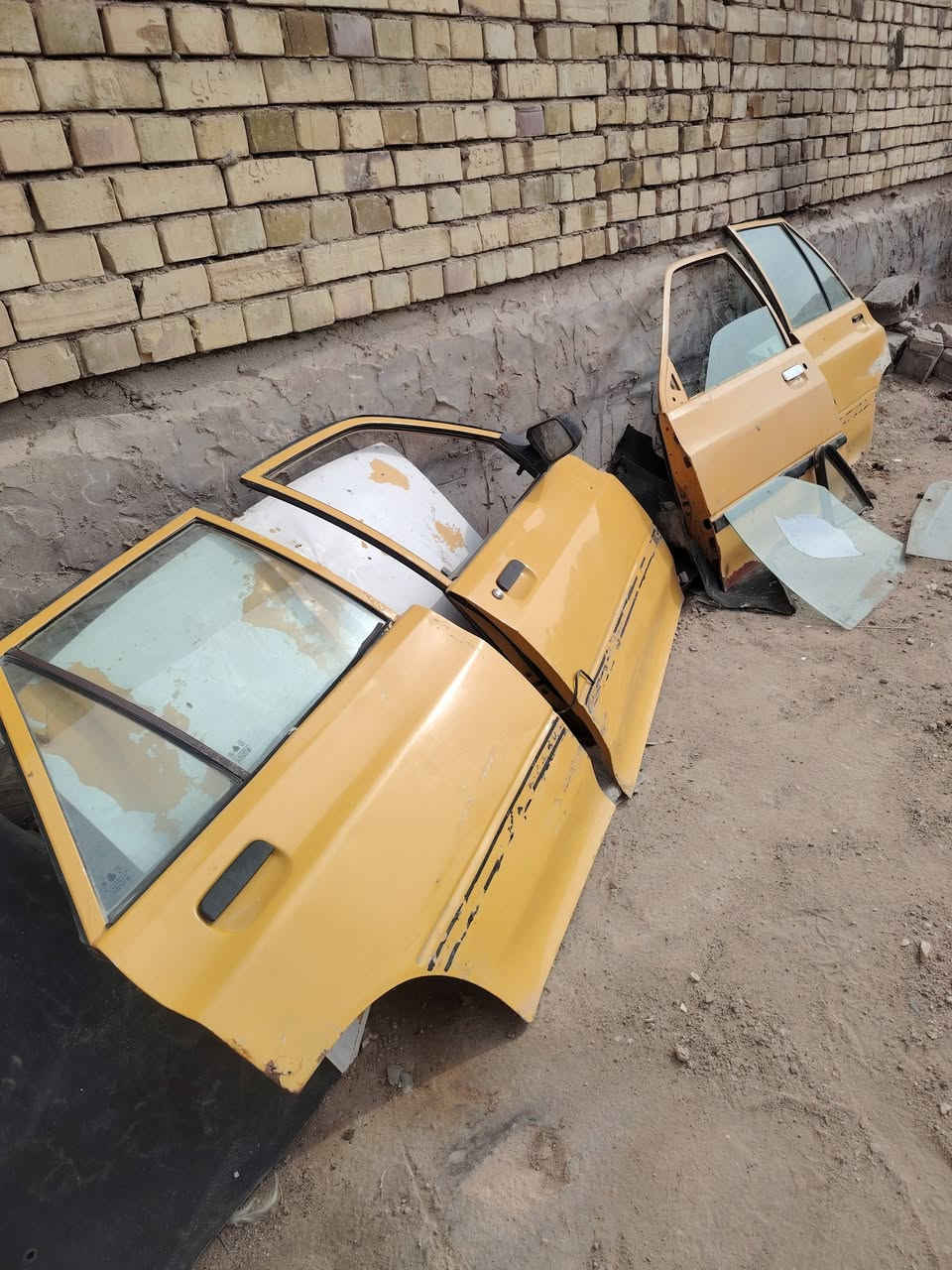 اغراض سايبه ١٢ كلهن انضاف مع العقل ورباط خلفي  كشنات خلفي بيبان كاملات مع البطيسن ومكان جام واليدات  مكاني كربلاء حي العسكري اتصل وبيك خير ودلل (***********)
