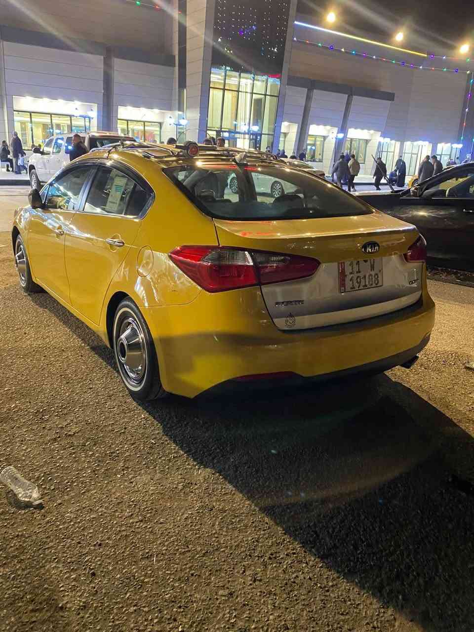 السلام عليكم
كيا فورتي 
2014 
امريكي 
رقم نگليزي شرط تحويل 
فول 1/1 
ماشيه ً.170 
محرك 2000جي دي 
فتحه بصمه تحكمات 
مثبت سرعه 
3وضعيات قياده 
كشنات تدفه تبريد 
نضام ايكو 
ويل كب 17 
الشراي يتصل ***********
‭0788 261 3204
