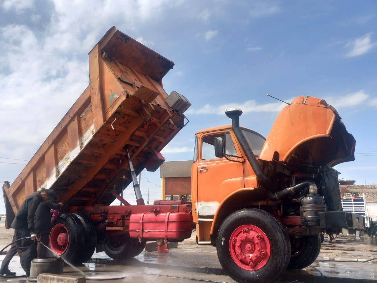 مان  موديل 82 محرك تجاره سوبر.. اكسن جي اف موديل 97.. كير 25.. سنويه مجدده بسمي ل 27 +رقم انكليزي تحويل بسمك مباشر..رقم بغداد.. العنوان ميسان.. للاتصال ***********
