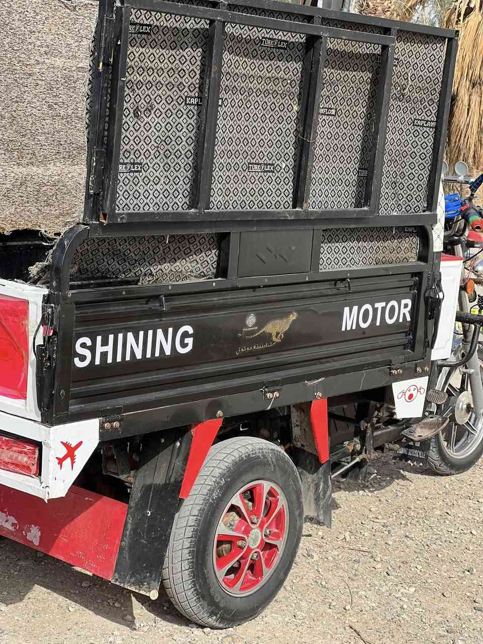 سلام عليكم ستوتة للبيع موديل 2021محرك 150ستوتة خير من الله مال جناي ربع ماذب عليهة بوجهك للشغل كفالة عامة ستوتة قلاب فحل عالي وبل عافية على الي ياخذهة الاستفسار الاتصال على الرقم ***********
