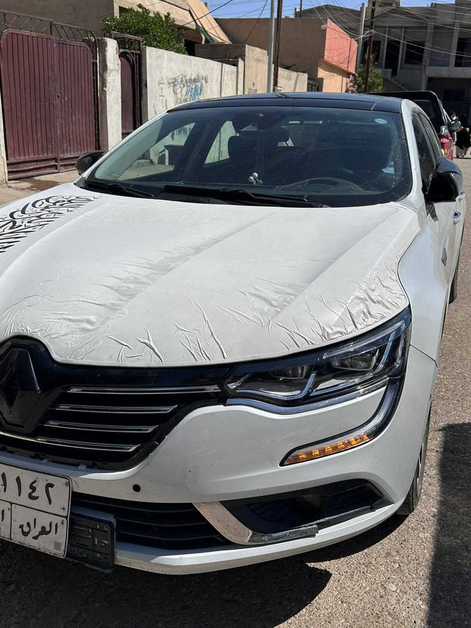 للبيع رينو تاليسمان

الضرر ثلاث قطع متفرقه 

ايرباك فقط استيرن

اللون سمنتي فاتح موديل2018 

فول مواصفات

فتحة بانوراما

 الكشن جلد وكهرباء 

الكشن مساج وتدفئة وتبريد

لايتات زنون

 وليدات امامي خلفي شاشه كبيره

و حساسات 360 درجة 

داتاشو وقراءة رموز الشارع

محرك 1600تيربوي

كير 7 نمر dsg 

المحرك والكير بالشرط

السعر (105) ورقه 

*********** كركوك, العراق
