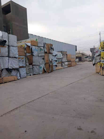 ٢٥ ×١٠٠ طول ٤متر 
٢٢×١٠٠ طول ٤متر 
٢٥×١٠٠ طول ٣متر 
٢٥×١٠٠ طول ٣.٦٠
٧٠×٧٠ طول ٣متر 
٧٠×٧٠ طول ٤متر 
٥٠×١٠٠ طول ٤متر 
بلاويد روسي وبلاستك ومعاكس
جكات ٤متر و ٥متر 
كربلاء البوبيات عامود ٨٤
للتواصل *********** ***********
