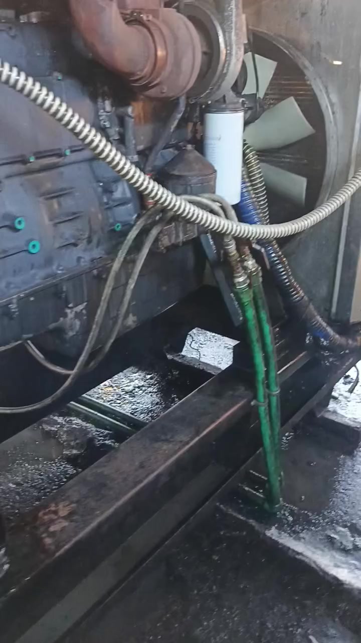 اسكانيه 124 سايس 20 لا صرف ولا بخار   راس توليد 350 السعر 55 ورقة  ***********
