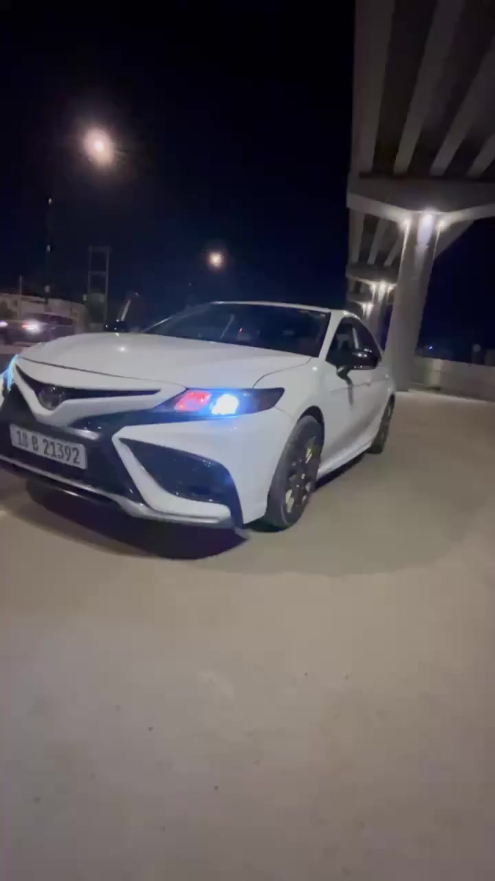 للبيع كامري موديل 24 رقم بابل معوقين بيها بس جاملغ السعر 168اخوان بس بيع مااراوس***********واتساب
