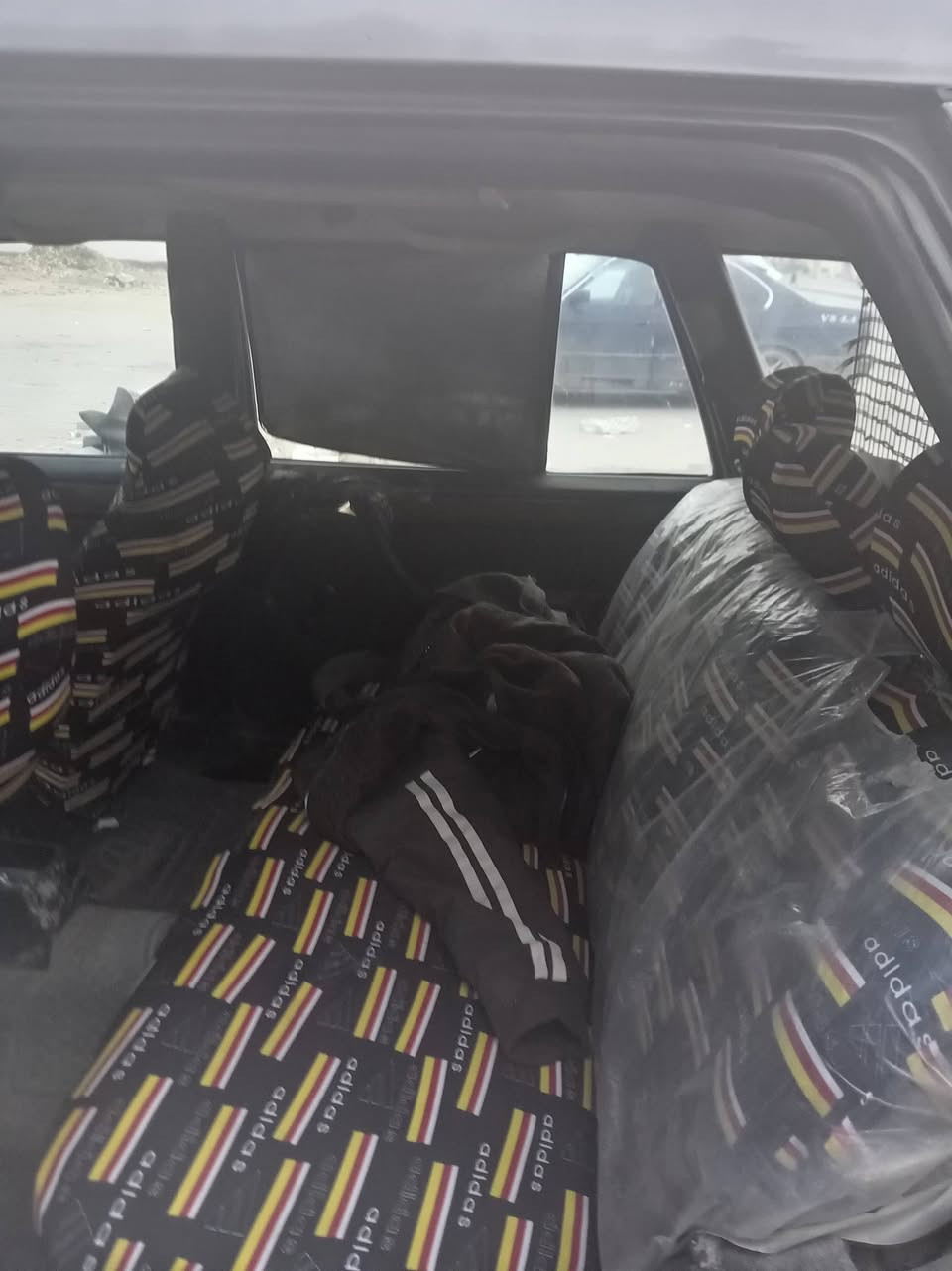 سلام عليكم للبيع او مراوس مارسدس دب ☆Mercedes-Benz 
مارسدس دب استيشن مديل 91

كير توني شديته اليوم 

مكينه vvt i 3000

قواعد دبلات بلد 

دواخل نضيف 

دشبول جديد

جام كهربائي

حداديه 70٪

كهربائيات كله شغاله 

تبريد عوزه غاز

سنويه صاقطه ب 23
رقم بغداد 
راعيه يريد مداور شرط المداور 

مكان نجف الاشرف 
مجمع الاميرات 
# سعر 42 وبيه مجال 

رقم موبايل.     ***********
