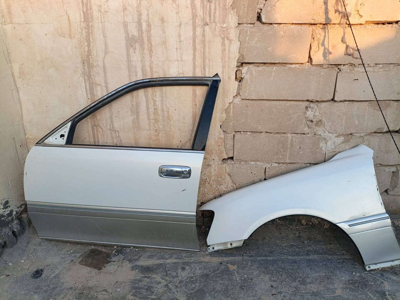 غراض ملكه
عاميه رياضيه 150
دعاميه اماميه مالت صبغ 100
دعاميه خلفيه مالت صبغ 75
مري جانبيه 40
باب السائق 50
جاملغ 50
وبيهن مجال
للستفسار +
***********
