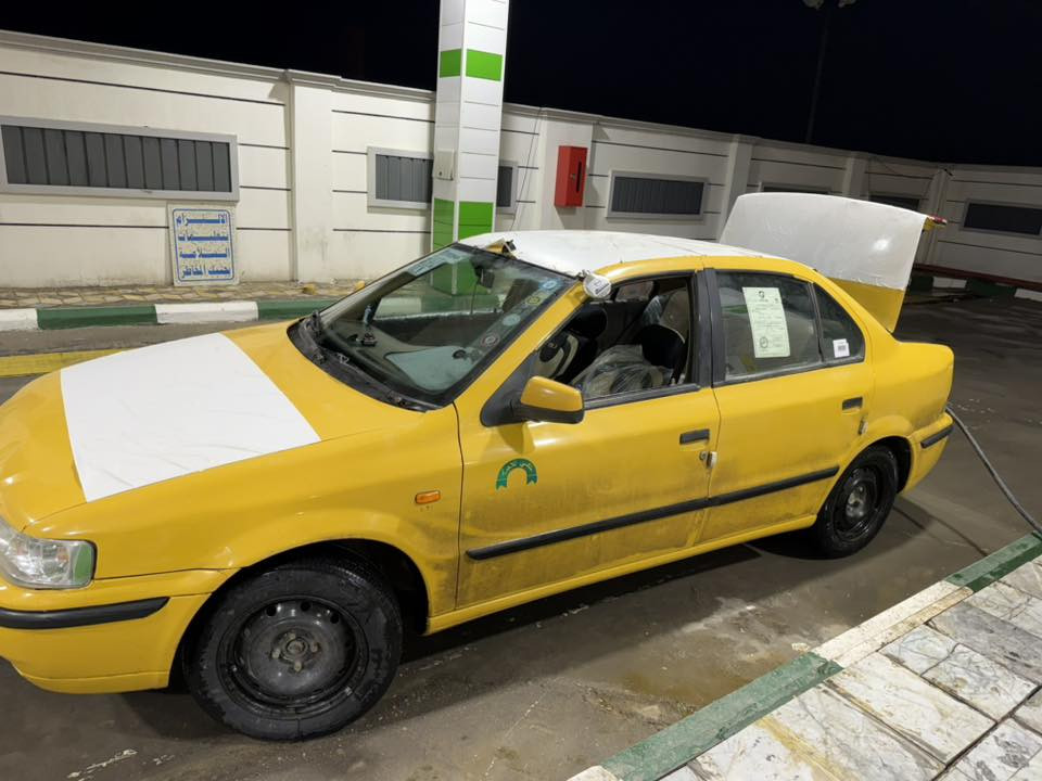 السلام عليكم سمند للبيع موديل 11 سياره غاز بانزين سنويه 28 هزه جديده تبريد ويه سويج كير مكينه مكفولات كهربائيات كلها شغاله شراي يتصل و خادم ***********
