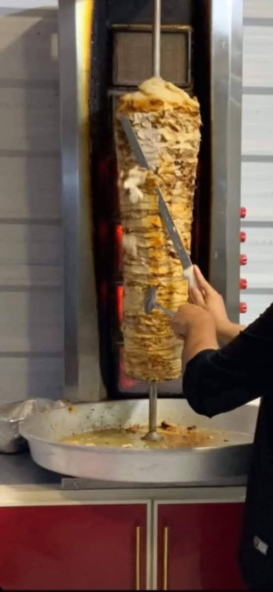 السلام عليكم ورحمة الله وبركاته
كافتريا مشمشه ترحب بكم
لفه كص دجاج ذبح 1500
صاج دجاج 2000
بركر دجاج 1500
بركر لحم 1500
كص على تمن سعر وجبه 2500
بيتزا حجم وسط وحده 5000
بيتزا حجم وسط عدد 3 بس 10000
لحمه بعجين على طريقة موصليه 1000_1500_2000_2500
10لفات مشكل 5000
10 لفات فلافل 5000
فلافل كبسه 750
يوجد توصيل ***********
