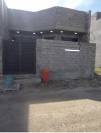 بيت للبيع المساحه ١٠٠ متر واجه ٧ نزال ١٤ ونص البيت كامل  العنوان التاج...