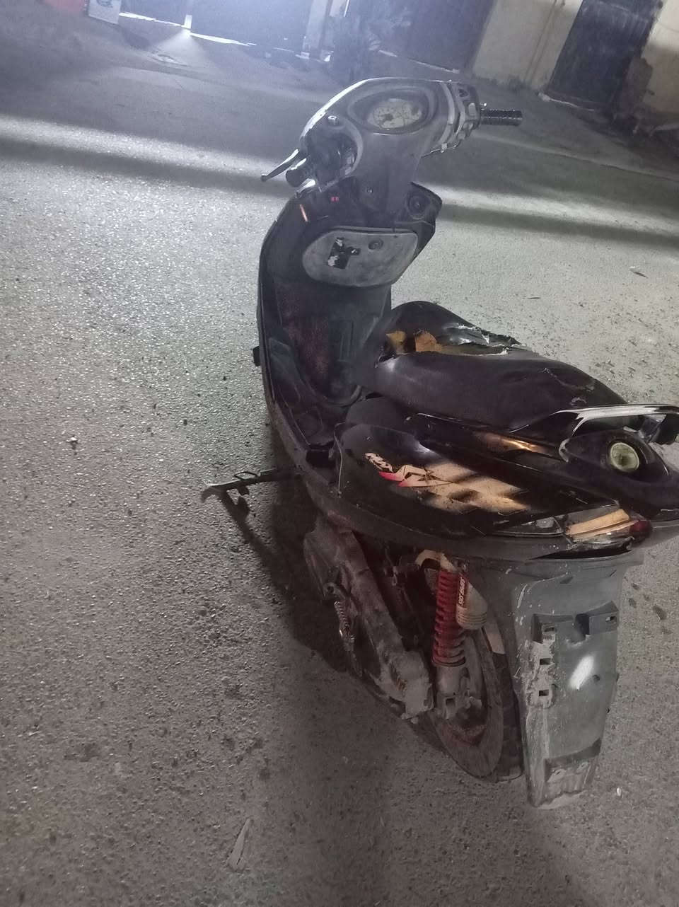 دراجة ماكس 140 دراجه خير من الله مكان بغداد حي العامل سعر 300 رقم الهاتف ***********
