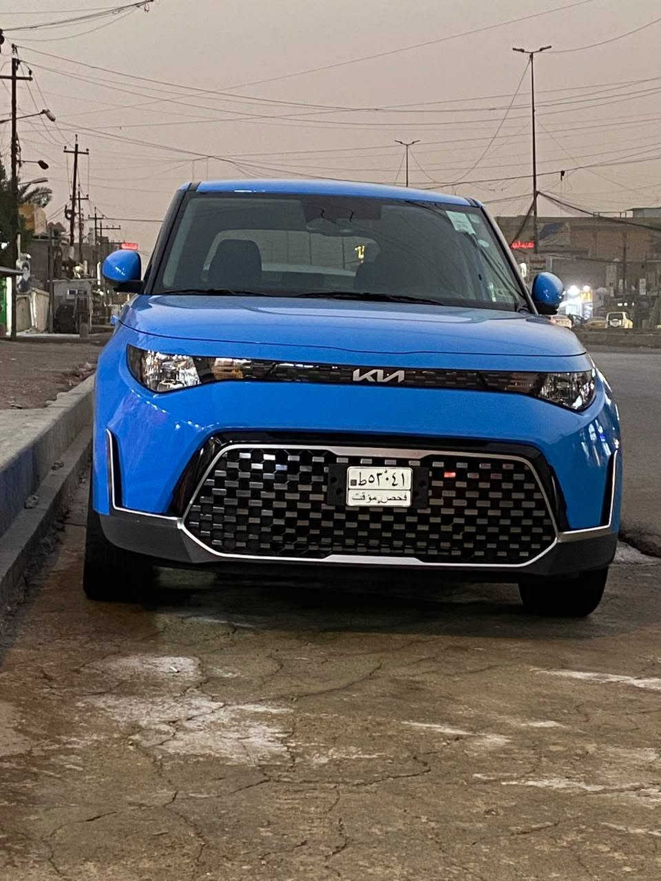 سلام عليكم صول 24 بدون رقم سياره كفاله عامه فتحه بصمه كامل موصفات بارد بل جاملغ المامي كد اقل شبر سعر ١٦٥ بيها مجال قليل***********
