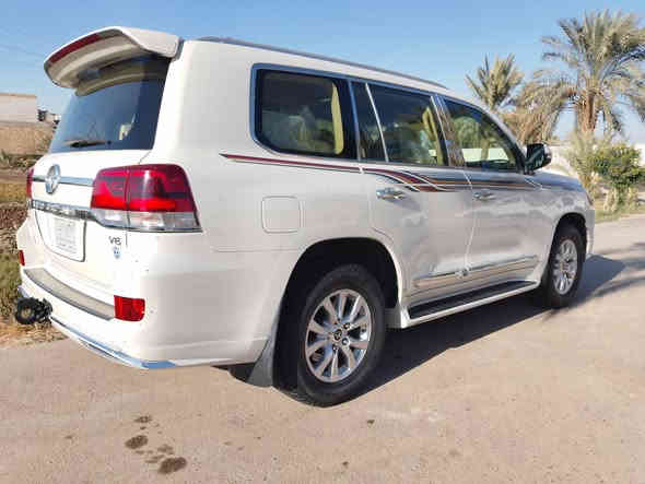 لاندكروز ؤايت ادشن مؤديل 2017 فؤل مواصفات مكفؤله كفاله عامه ؤضع شركه مال جناي شرط نظافه ماشيه 120 محرك 6 سلندر رقم بغداد  عنوان نجف مشخاب 
سعر 490
***********
