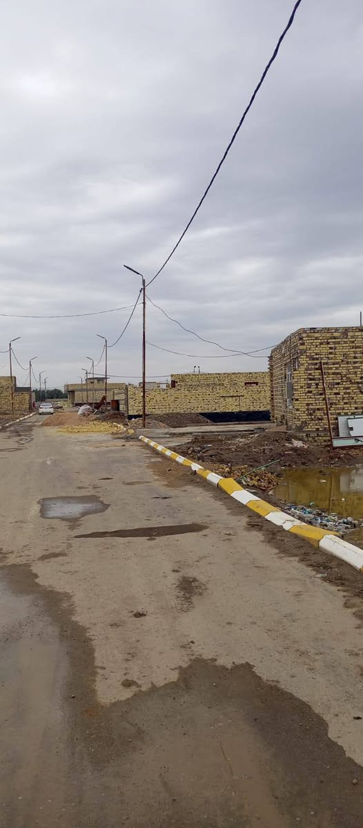 بسم الله الرحمن الرحيم  ياالله قطع سكنيه للبيع في الديوانيه
علئ طريق سايدين حي الجامعه سنيه 
خلف معمل الكاشي سيد براهيم مباشر باب المدارس  مع كافه الخدمات تبليط🛣 كهرباء 💡 مدارس🚻🚻 بلباب مباشر 3 حكوميات ماء اساله 🚰 مساحات مختلفه 250 امتر  360 امتر 490امتر يوجد الف متر باقي عدنه فقط 10قطع  تجاريات 
اللستفسار اكثر الاتصال أو ‪*********** وتساب
*********** تصال
