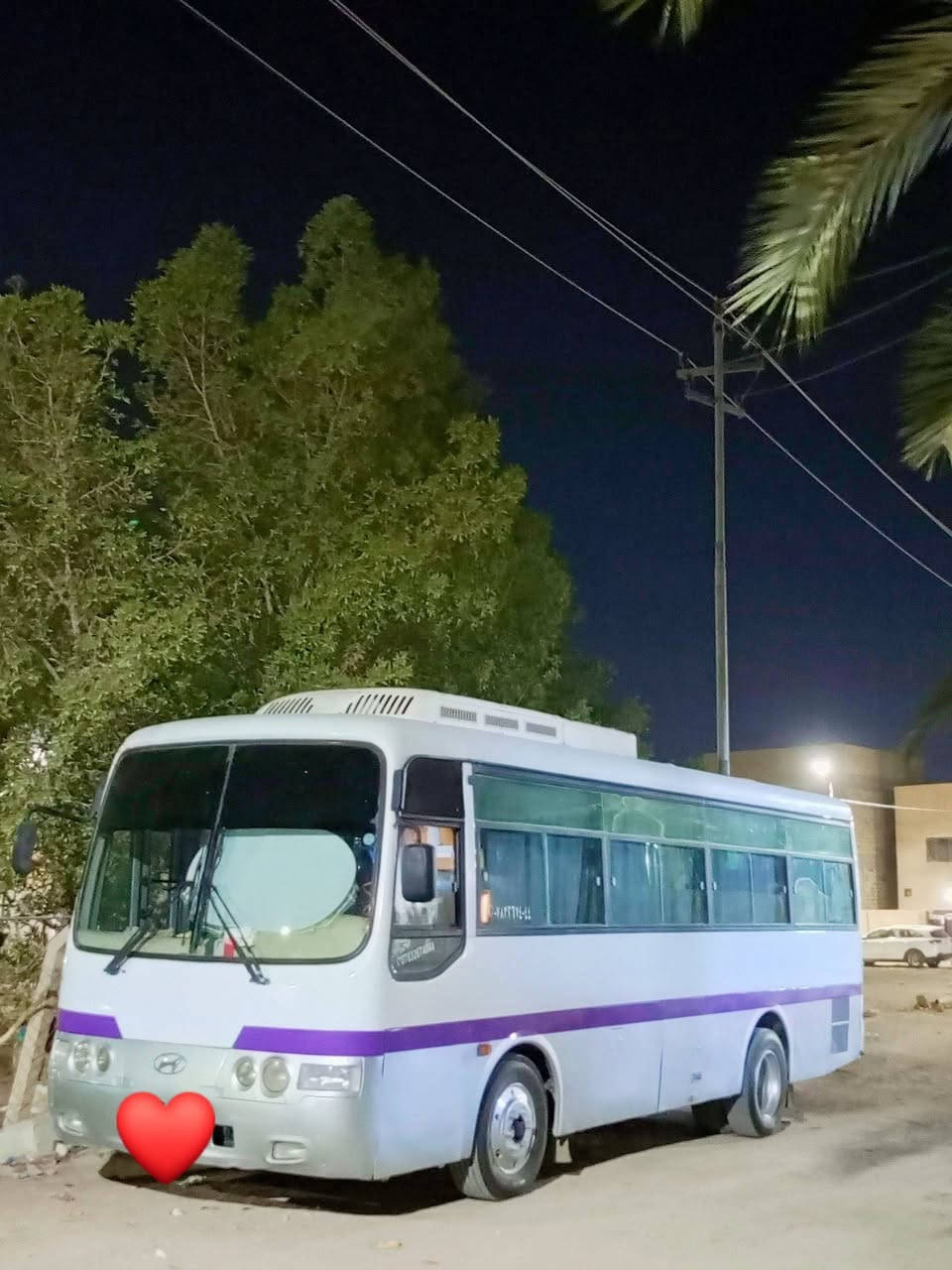 السلام عليكم هونداي كوستر للبيع موديل 2004 سنويه جديده رقم اربيل شمالي تبريد جديد تخم تاير حداديه جديده كهربائيات كلها شغاله 33 نفر مكان السياره الديوانيه السعر خاص رقم الموبايل(***********)📲
