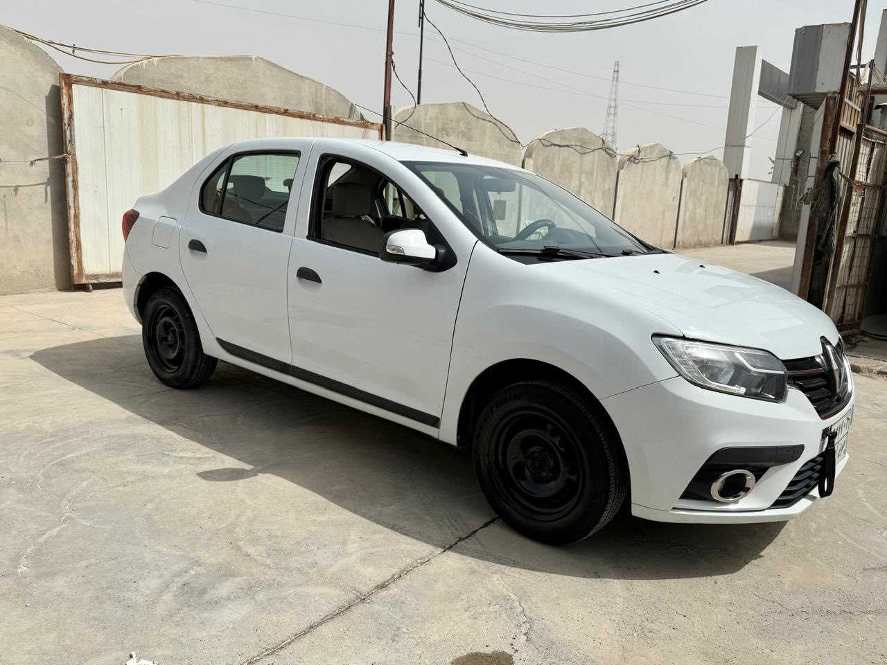 رينو سمبول 2019 للبيع – بيع
ماشية 95,000 كم
السيارة على إيدي من الصفر
جميع الصيانات والإدامات بالشركة الأصلية
دفتر صيانة كامل من شركة رينو
مكينة وكير على وضع الشركة
كير أوتوماتيك
تبريد + تدفئة فول
المواصفات:
محرك 4 سلندر – 1.6 لتر
ABS + مانع انزلاق
وسائد هوائية
قفل مركزي
استهلاك وقود اقتصادي
الحالة:
بدون ضرر شاصي أو حادث 
توجد ملاحظات بسيطة بالبدن موضحة بالصور
💰 السعر: 85$
📍 المكان: بغداد – الدورة
***********
