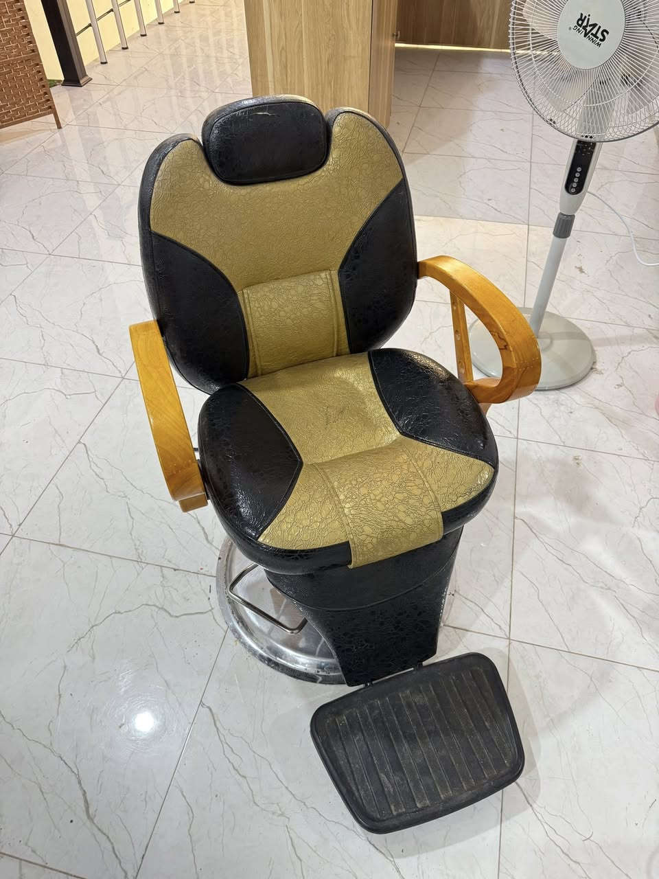 للبيع ب100


**إذا كنت صاحب هذا الإعلان وتريد حذفه لأي سبب، رجاءا أرسل رسالة إلى الدعم الفني**
