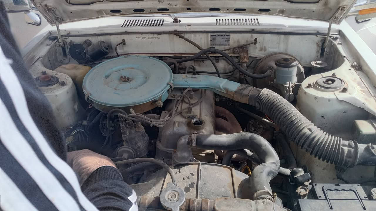 سلام عليكم للبيع كورونا موديل 80 سياره باسمناء كامله السعر 38 وبيها مجال عنوان بغداد رقم ***********واساب بس
