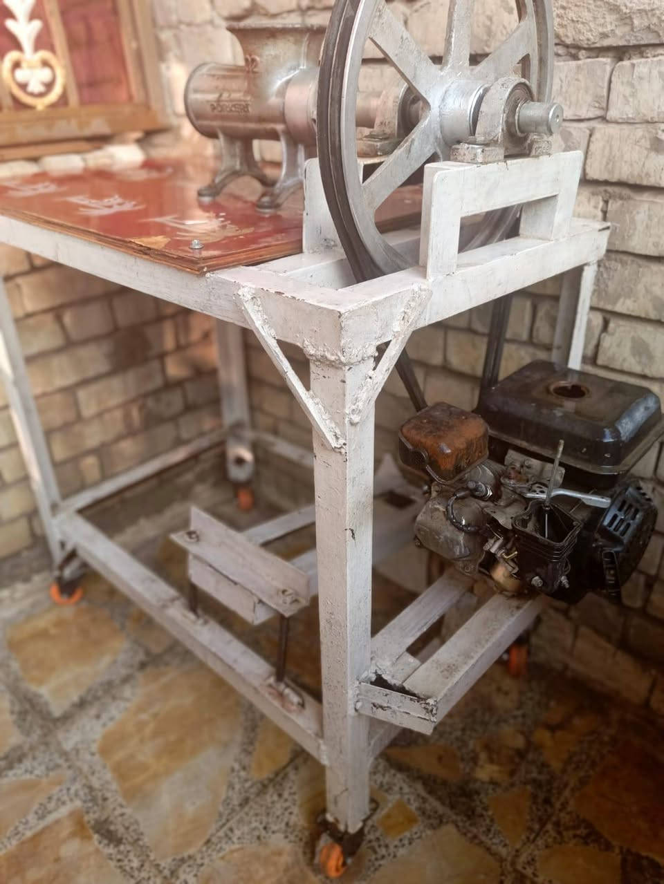 مثرامه حجم ٣٢ تشتغل دمبر ع البانزين
السعر ٣٠٠ الف المكان مدينه الصدر ***********
