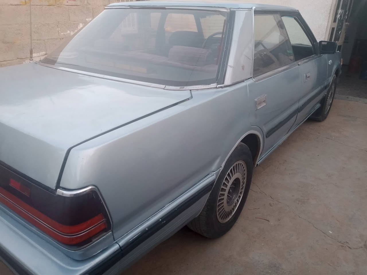 سوبر 86 جريه كير مكينه بطه 2 ونص انظاف صبغتها هم حلوه وين ميعجبگ اترايها اتروح السعر 30 وبيها مجال سنويه بسمي بغداد الماني تنتهي ال 28  رقم موبايل ***********
