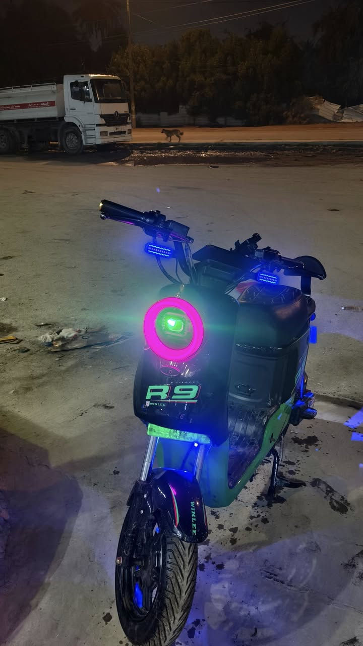 آر 9 فول مواصفات دراجه نضيف
المواصفات/اشاير كلهن شغاله 
كلوبات أمامي خلفي
هورن
مرايات
 بإيدان
سله 
بي نظام R  بك
لايت عالي ناصي 
بايسكل كلش. حلو ومواصفاته حلو
ملاحظه : بي شخط إصبع بل تكمه الجوه الخضر
السعر,450 وبي مجال
الرقم الاتصال؛:***********
