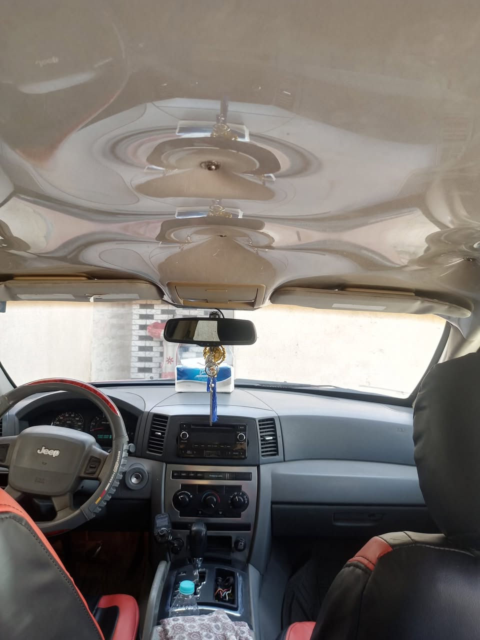 جيب لاريدو ٢٠٠٦ للبيع جاهزه من كل شي اي نقص مابيها مكينه ٣٧٠٠ جديده تبريد حدادية الخ.. السعر ٨٨ وبيها مجال قليل بأسمي... ***********
