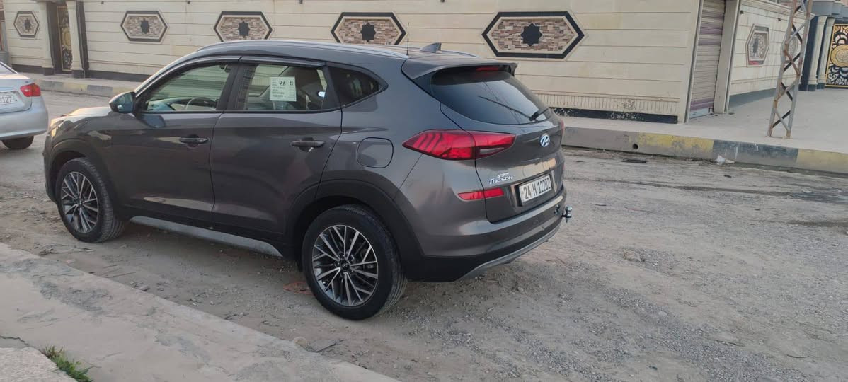 السلام عليكم 
توكسون للبيع موديل 2020امريكي مكينه 2400فول مواصفات بدون بانوراما تبريد منفصل وقطعتين هندبريك كهربائي رادار تحديد مسار قيادة ذاتيه تبريد لمس شاشة كشن كهرباء كشنات تدفئه ضرر بسيط بخصه بالبونيد ومصبوغ سياره نظيفه مامتعوبه رقم وهزه جديد دهوك مميز للتواصل ***********/***********سعرها $168وبيها مجال للطيبين مكان السيارة موصل
