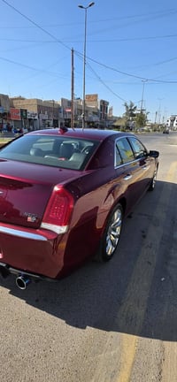 كرايسلر c300  موديل 2017 رقم بغداد  مكينه 3600cc... كرايسلر c300  مودي...