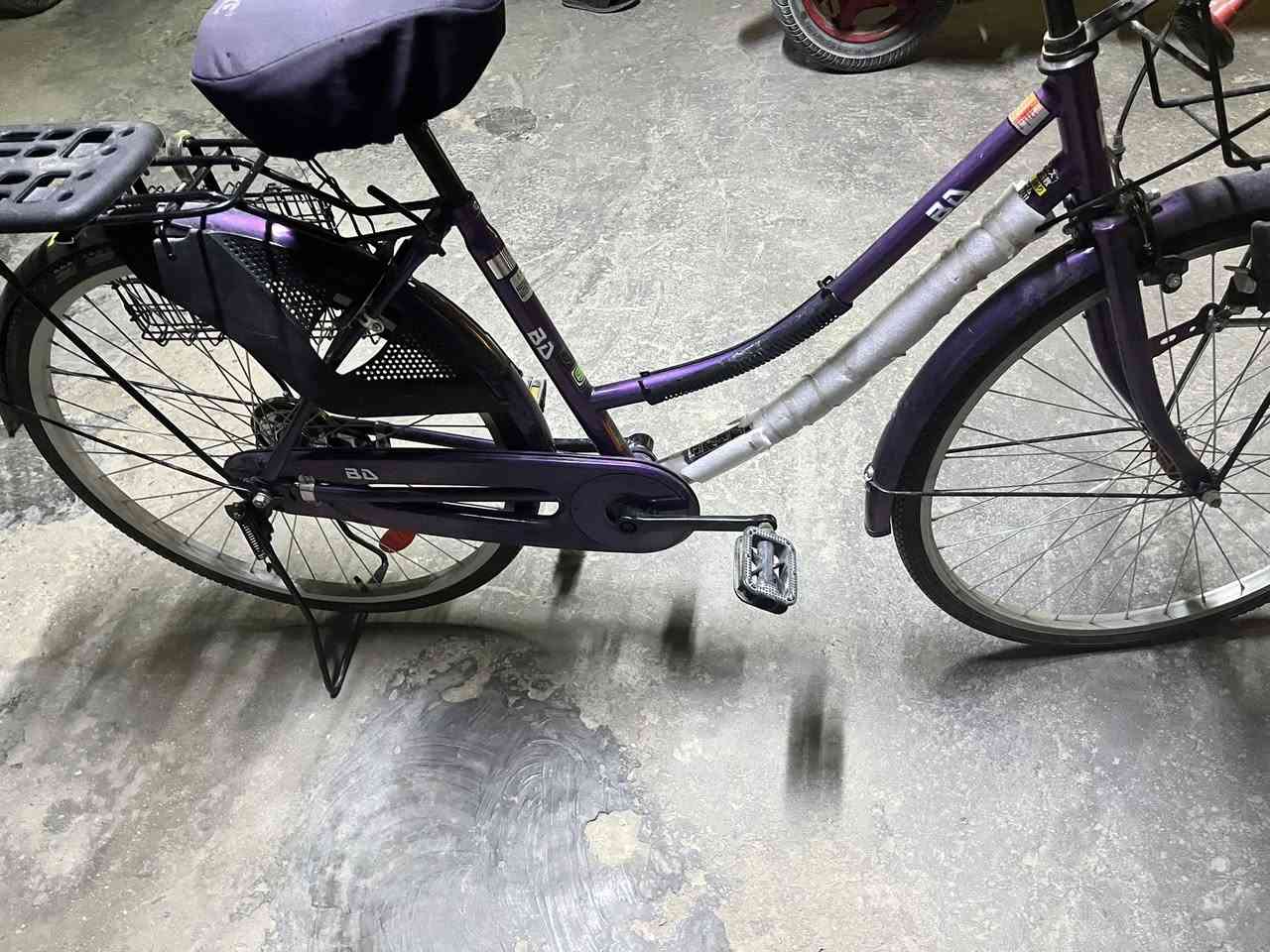 السلام عليكم باسكل بناتي للبيع موديل 2021 الله شاهد نضيف سعره 120 بدون جمزه مع جمزه ١٤٠ يشتري يخابرني 
العنوان بغداد بلديات الصحفيين قرب حسن وحسين 
رقم ***********
