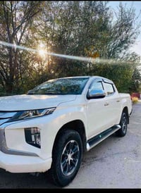ميتسوبيشي L200 • ٢٠٢٠ • ٥٠٠٠٠ كم