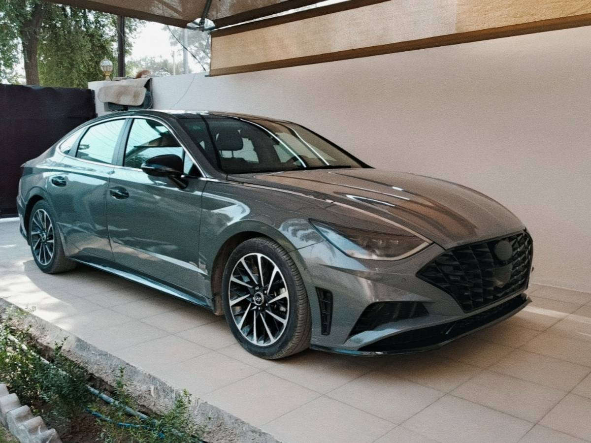 السلام عليكم سوناتا 2022 لمتدد LIMITED اعله فئة Vib
ماشيه 56 الف كيلو حقيقي فقط قابل للزيادة
ضرره طخات بلجاملغات وشخط بابين جهة يمنة أثر التحميل ومرشوش بدون دواخل ولا ايرباك صور الحادث بلمنشور ابيع بسعر مصبوغة حزام
لون اسمنتي مميز 🩶
رقم بغداد حره بسمي تحويل مباشر
خمس وضعيات قياده ✈️
بصمات + داتاشو ع زجاج امامي + بانوراما + 5 كامرات + رادار جانبي امامي مانع تصادم + حساسات + شاحن لاسلكي + شفتات ستيرن + شاشه كبيره + كشنات جلد كهرباء + كير لمس + ركن وتحريك سياره بلبصمه
بعد بيه هواي موصفات
بدون اي نقص جاهزه والحمدالله
مكاني بغداد حي الجهاد 
السعر 153$ مع مجال بسيط جدا حك الجية
للتواصل ***********
