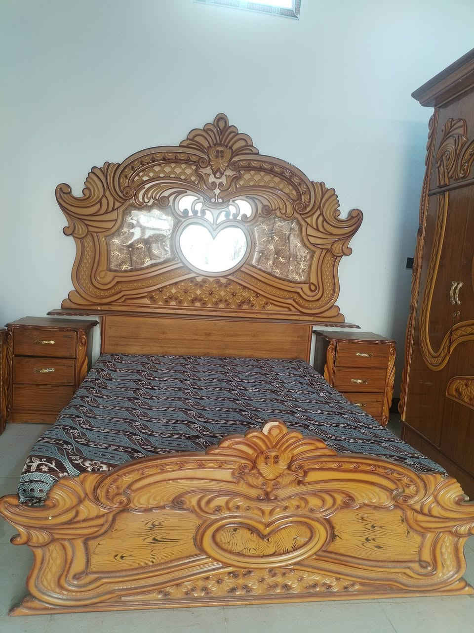 - خشب عراقي درجة اولى..
- خشب عراقي فول"   🚪
- غرف نوم" 🔥🪵
- كناتير باب" 2/3/4/5🚪
- بوفيات" قـ متر ونص 2 مـ 3 مـ
- العنوان" الـرمانةة البـعبيد
- للـستفسار"وتسـاب ***********
