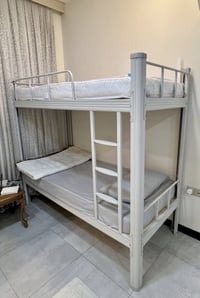 سرير طابقين • ٩٠×١٩٠ • دواشك طبية